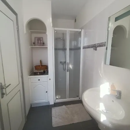 Maison Paisible Avec Parking Montpezat-de-Quercy