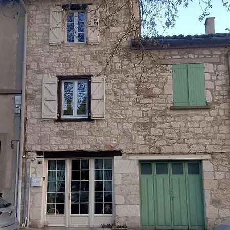 Habitación en casa particular Maison Paisible Avec Parking